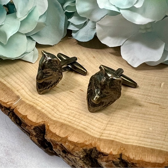 Vintage 3D Gunmetal Wolf Cufflinks - Picture 5 of 16